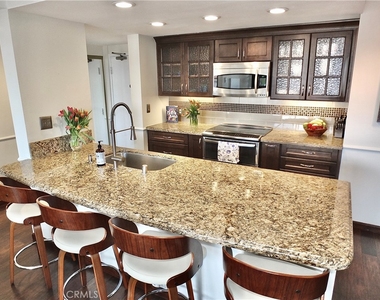 2601 E Ocean Boulevard - Photo Thumbnail 20