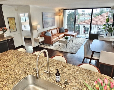 2601 E Ocean Boulevard - Photo Thumbnail 6