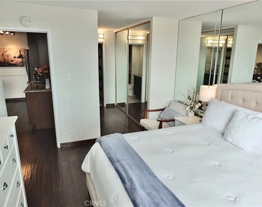2601 E Ocean Boulevard - Photo Thumbnail 27