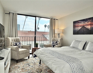 2601 E Ocean Boulevard - Photo Thumbnail 41