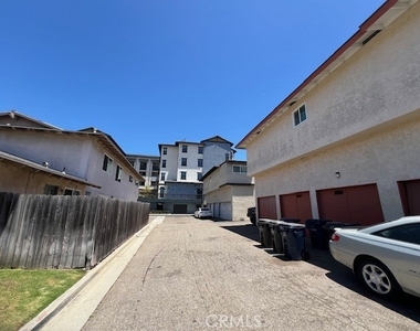 7891 Ellis Avenue - Photo Thumbnail 8