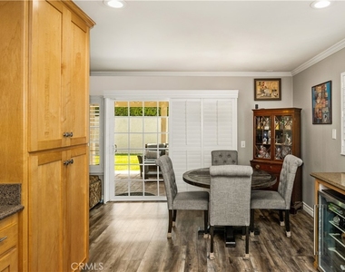 664 Olive Avenue - Photo Thumbnail 13