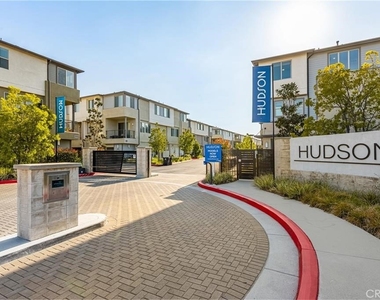1590 E Hermosa - Photo Thumbnail 1