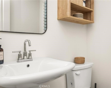 1590 E Hermosa - Photo Thumbnail 18