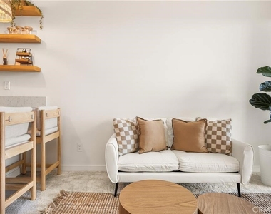 1590 E Hermosa - Photo Thumbnail 14