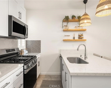 1590 E Hermosa - Photo Thumbnail 8