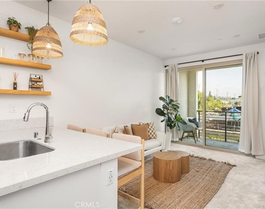 1590 E Hermosa - Photo Thumbnail 12