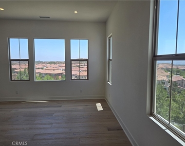 211 Maricopa - Photo Thumbnail 6