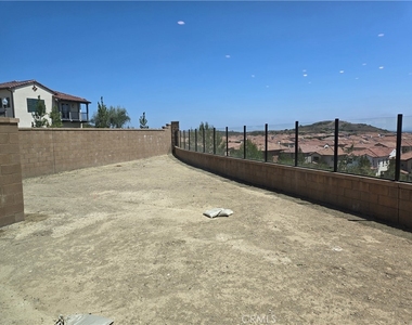 211 Maricopa - Photo Thumbnail 20