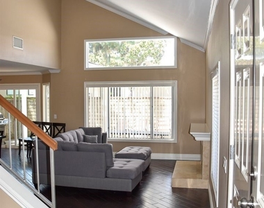 630 W Palm - Photo Thumbnail 24