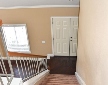 630 W Palm - Photo Thumbnail 4