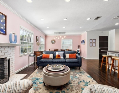 378 Grand Avenue - Photo Thumbnail 4