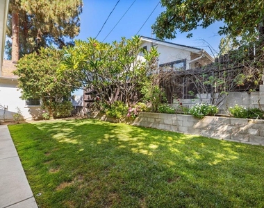 378 Grand Avenue - Photo Thumbnail 25