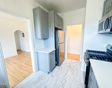 1540 E Wilson Avenue - Photo Thumbnail 3