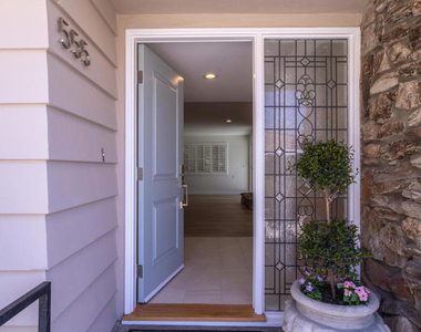 555 Paulette Place - Photo Thumbnail 35