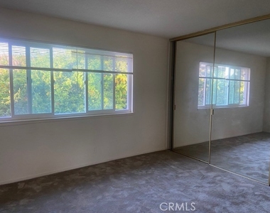 3661 Pine Street - Photo Thumbnail 6