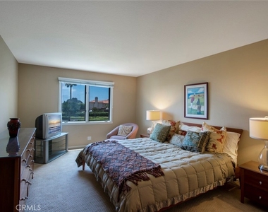 34300 Lantern Bay Drive - Photo Thumbnail 17