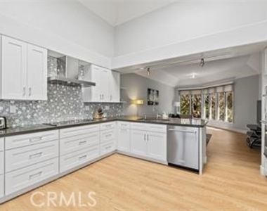 34300 Lantern Bay Drive - Photo Thumbnail 4