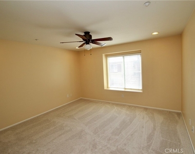 143 Topaz - Photo Thumbnail 7