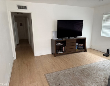 802 N Glassell - Photo Thumbnail 4