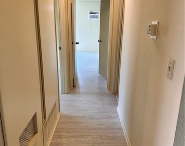2517 Florida - Photo Thumbnail 19