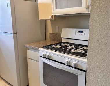 2517 Florida - Photo Thumbnail 6