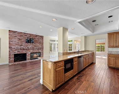 26841 Devonshire Road - Photo Thumbnail 8