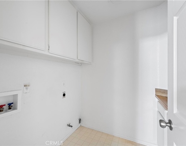 26841 Devonshire Road - Photo Thumbnail 14