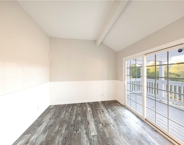24011 Catamaran Way - Photo Thumbnail 12