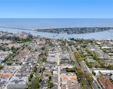 617 1/2 Acacia Avenue - Photo Thumbnail 23