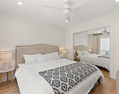617 1/2 Acacia Avenue - Photo Thumbnail 12