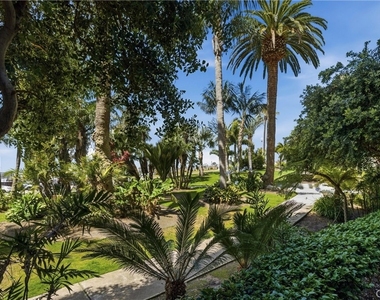 601 Lido Park Drive - Photo Thumbnail 13