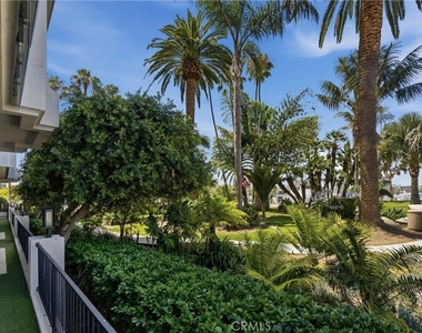 601 Lido Park Drive - Photo Thumbnail 2