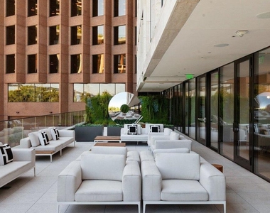 1 Steuart Lane - Photo Thumbnail 39