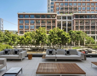 1 Steuart Lane - Photo Thumbnail 37