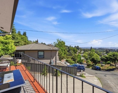 4206 Huntington Street - Photo Thumbnail 40