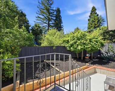 4206 Huntington Street - Photo Thumbnail 42
