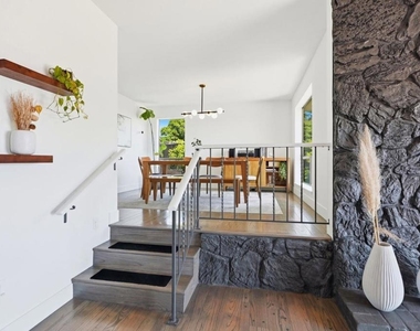 4206 Huntington Street - Photo Thumbnail 19
