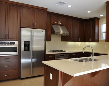 2842 Catalino Street - Photo Thumbnail 1