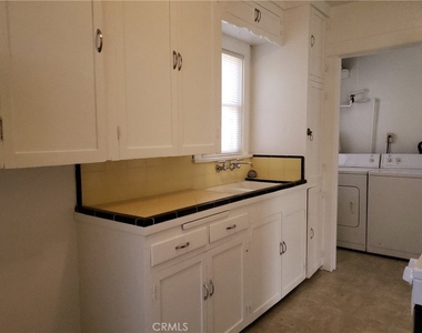 4256 11th Street - Photo Thumbnail 5
