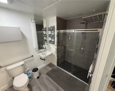 177 E City Place - Photo Thumbnail 3