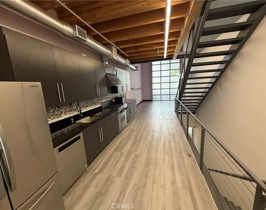 177 E City Place - Photo Thumbnail 6