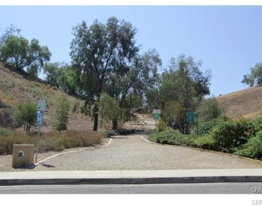 6208 Smokey Hill Lane - Photo Thumbnail 28