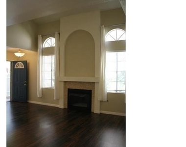 6208 Smokey Hill Lane - Photo Thumbnail 3