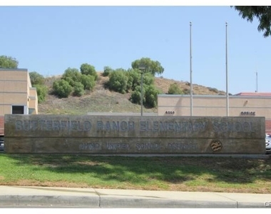6208 Smokey Hill Lane - Photo Thumbnail 27