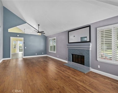 11111 Berwick - Photo Thumbnail 3