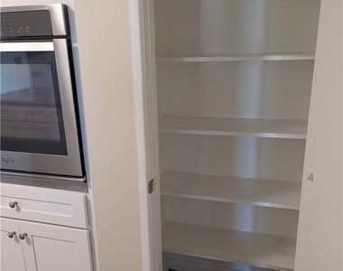 28101 Grosse Point - Photo Thumbnail 5