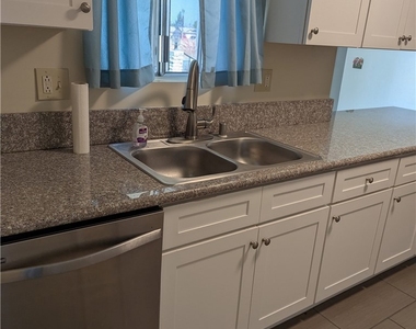 28101 Grosse Point - Photo Thumbnail 3