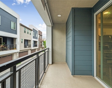 7819 Paxton Place - Photo Thumbnail 14