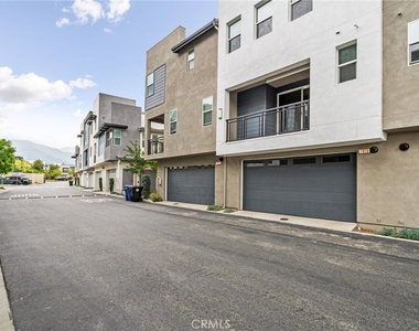 7819 Paxton Place - Photo Thumbnail 33